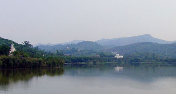 莲花湖1.jpg